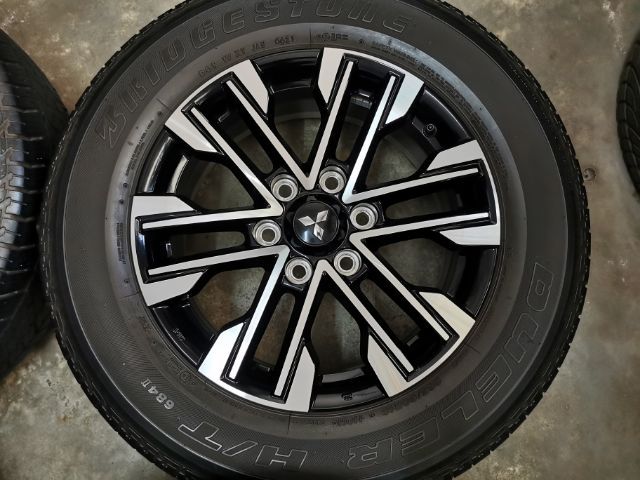 ล้อ​ปา​เจ​โร่​ขอบ​18​ รูปที่ 8