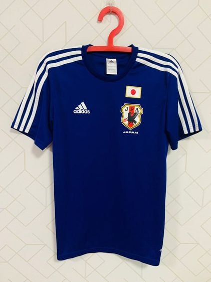 อื่นๆ Adidas ไม่ระบุ นำเงินเข้ม เสื้อฟุตบอลทีม JAPAN แท้ 💯 size S ขนาด อก 19 ยาว 26 นิ้ว สภาพใหม่มาก ทรงสวย สกีนครบหน้ากลัง หายากน่าสะสมครับ