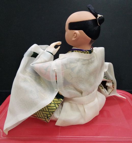 4408-ของสะสมตุ๊กตาญี่ปุ่นในเทศกาลฮินะมัตสุริ เป็นตุ๊กตาซามูไรชุดขาวนั่ง ขนาดความกว้าง 6 นิ้วสูงรวม 5 นิ้ว รูปที่ 12