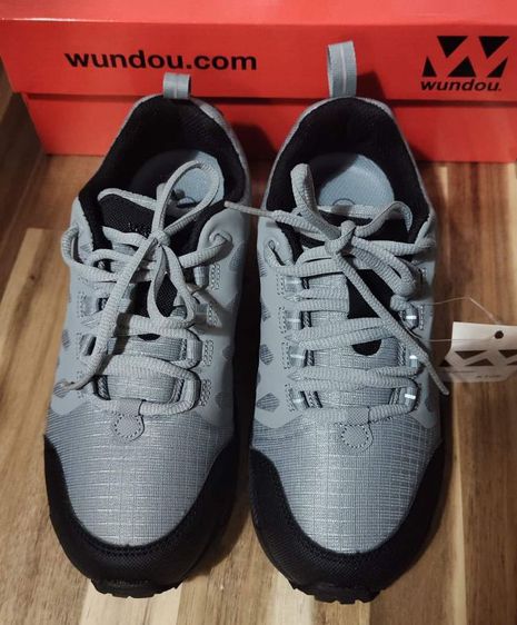 ขายรองเท้ากีฬา เดินป่า จากญี่ปุ่นยี่ห้อ Wundou