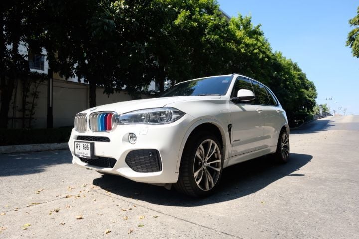 BMW X5 2019 2.0 xDrive40e M Sport 4WD Utility-car ไฮบริด ไม่ติดแก๊ส เกียร์อัตโนมัติ ขาว รูปที่ 4