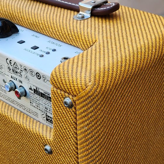 ลำโพงบลูทูธ Fender Monterey Tweed Yellow ประกันเหลือถึง 07 04 2024 รูปที่ 8