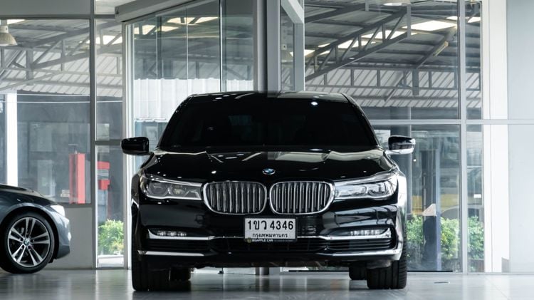 BMW Series 7 2019 740Le Sedan เบนซิน ไม่ติดแก๊ส เกียร์อัตโนมัติ ดำ รูปที่ 2