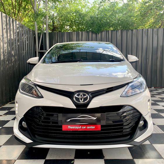 Toyota Vios 2019 1.5 Mid Sedan เบนซิน ไม่ติดแก๊ส เกียร์อัตโนมัติ ขาว รูปที่ 2