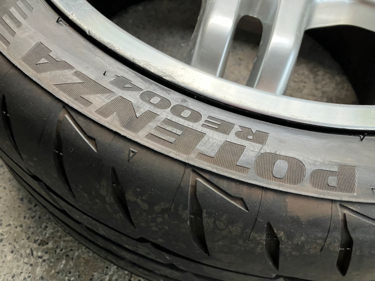 ล้อ18” Benz ลาย AMG ST4 มือสอง สภาพดี ไม่คด ไม่ดุ้ง ไม่เคยซ่อม ยาง Bridgestone 245 40 18 ปี2020 และ 2021 รูปที่ 4