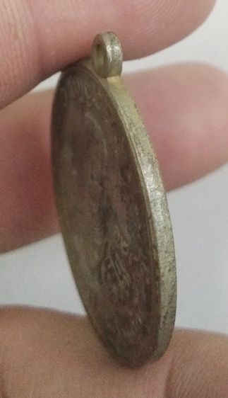 8805-เหรียญหลวงปู่ศุข วัดปากคลองมะขามเฒ่า หลังกรมหลวงชุมพรเขตอุดมศักดิ์  รุ่นหนึ่ง รศ ๑๒๙ รูปที่ 12