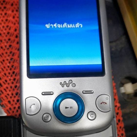 มือถือ Sony Ericsson Walkman รูปที่ 2