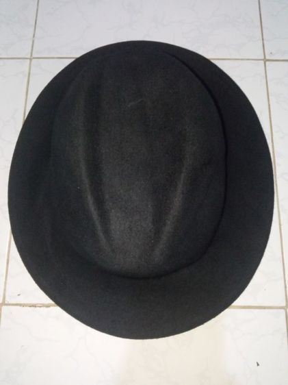 หมวกทรง fedora uniqlo สีดำเข้มทรงสวยสภาพใหม่  รูปที่ 2