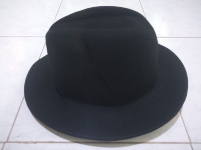 หมวกทรง fedora uniqlo สีดำเข้มทรงสวยสภาพใหม่  รูปที่ 4