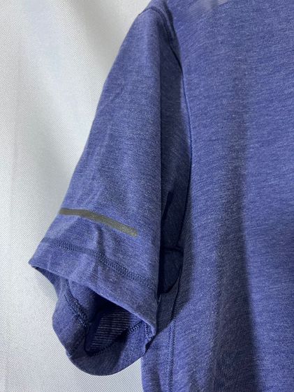 เสื้อ Asics METARUN 0.5ZIP SS TOP size. M สี indigo blue รูปที่ 8