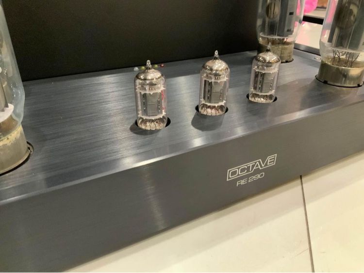 ขายเพาเวอร์แอมป์หลอดไฮเอนด์สภาพสวย Octave Audio RE 290 Tube Poweramplifiers made in Germany 🇩🇪 Hi End  รูปที่ 3