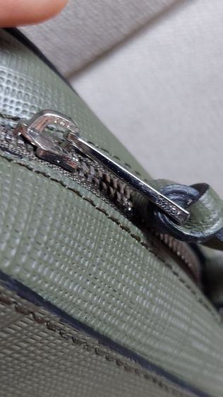 กระเป๋าเอกสาร Loewe สีเขียวเหนี่ยวทรัพย์ รูปที่ 17