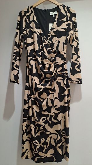 ส่งต่อเดรส Phase Eight