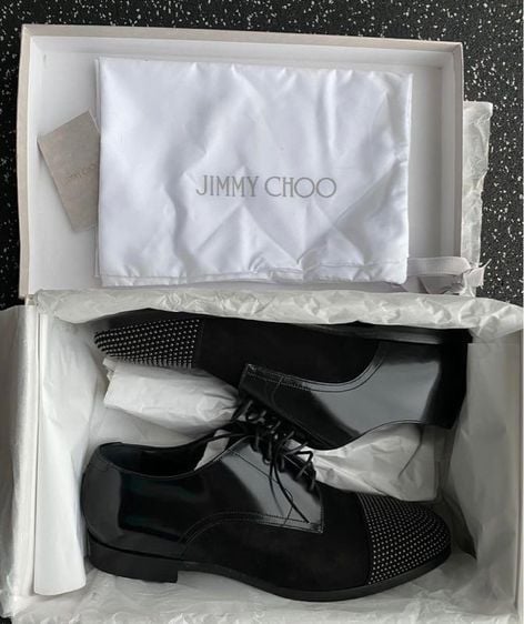รองเท้าทางการ หนังแท้ ดำ Jimmy Choo men’s shoes ของใหม่ ครบกล่อง มือ1 สวยมากๆ ราคาshop 39,990 บาท ผลิตน้อย หายากมาก หนึ่งในที่สุดรองเท้าที่ต้องมีสะสม