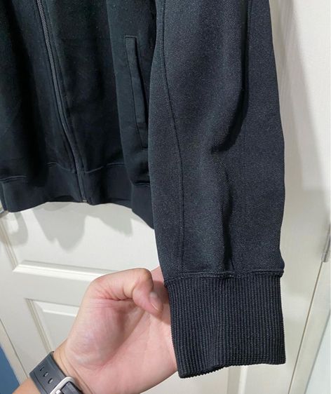 เสื้อวอร์มสีดำ แบรนด์ Mizuno Superstar  รูปที่ 3