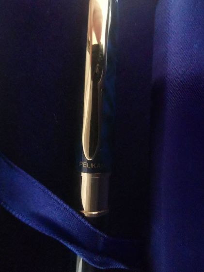 ปากกา Pelikan Celebry R580 Rollerball Pens Blue Germanyดีไซน์ลายหินอ่อนมันวาว รูปที่ 4