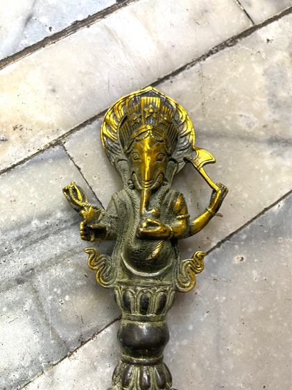 วัชระ ทองเหลืองA2 รูปที่ 2