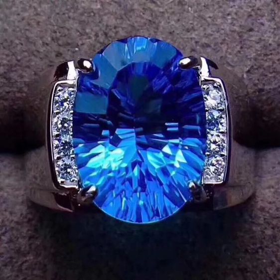 แหวน Swiss Blue Topaz  รูปที่ 2