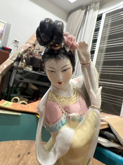 รูปปั้นนางฟ้าเก่า รูปที่ 2
