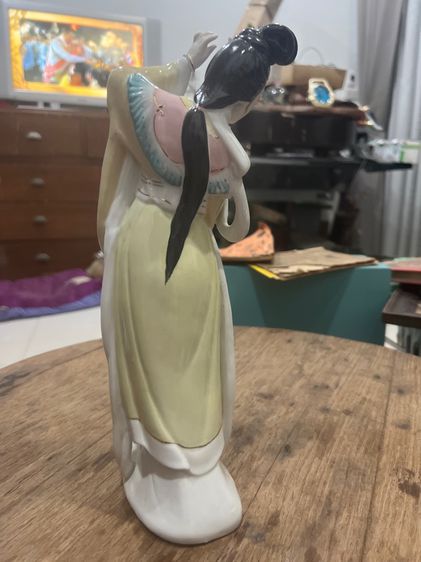 รูปปั้นนางฟ้าเก่า รูปที่ 3