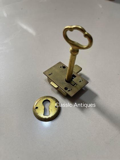 กุญแจตู้ โบราณ รูปที่ 3