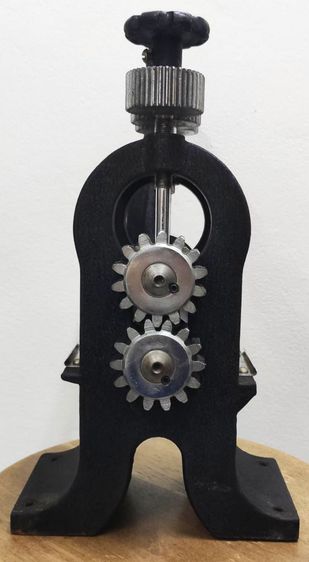 เครื่องรีดเงิน รีดทอง มือหมุน นำเข้าจากญี่ปุ่น เก่าเก็บ ไม่เคยใช้ รูปที่ 5