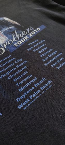 เสื้อ Jonas Brothers
T Shirt Live In Concert
Tour ปี 2010
 รูปที่ 8