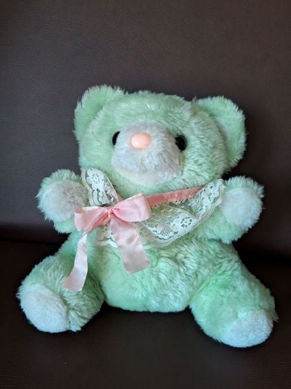 ตุ๊กตาหมีผูกโบว์ผ้าลูกไม้สีชมพู