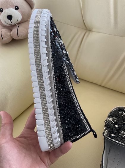 รองเท้าคัทชูปักเลื่อม รูปที่ 8