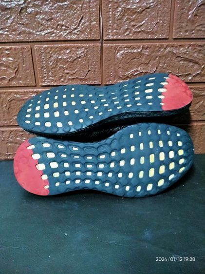  adidas boost รูปที่ 5