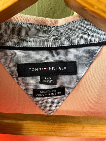 Tommy Hilfiger ของแท้ ผ้าคอตตอน นุ่มๆ สภาพดี สีโอล์ดโรส ปักโลโก ขนาดอก 22 (44)  รูปที่ 3
