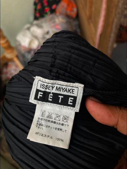 เสื้อ issey miyake fete สีดำ  รูปที่ 2