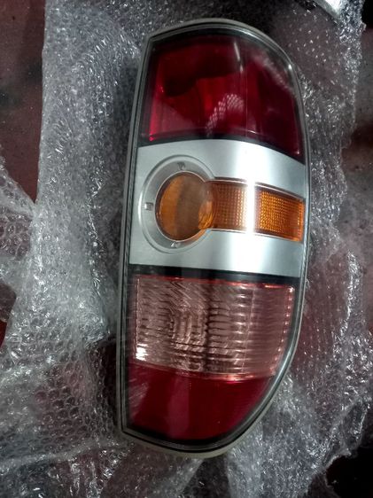 ไฟท้าย แท้ BT50  รูปที่ 2