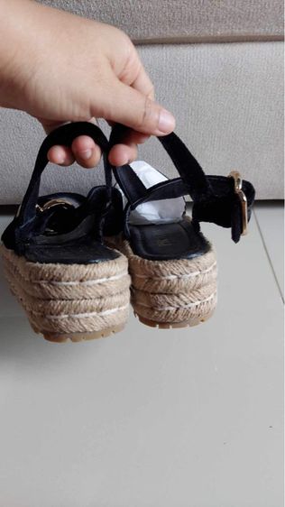 รองเท้ารัดส้น Prada ไซส์ 36-37 รูปที่ 3