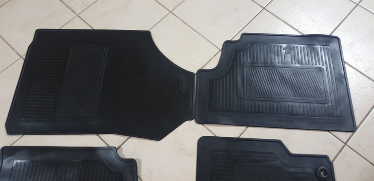 ยางปูพื้น Vios แท้ ศูนย์ รูปที่ 2