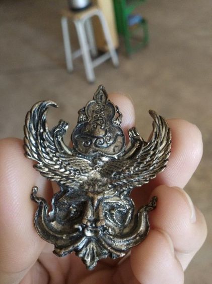 เครื่องรางของขลังเนื้อโลหะ(รูปหล่อเนื้อโลหะรูปพญาครุฑ(ไม่ทราบพระเกจิที่สร้าง))เครื่องรางเนื้อโลหะของมงคล รูปที่ 2