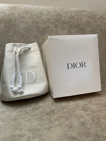 กระเป๋า Dior bucket bag ทรงขนมจีบ สีครีม รูปที่ 9