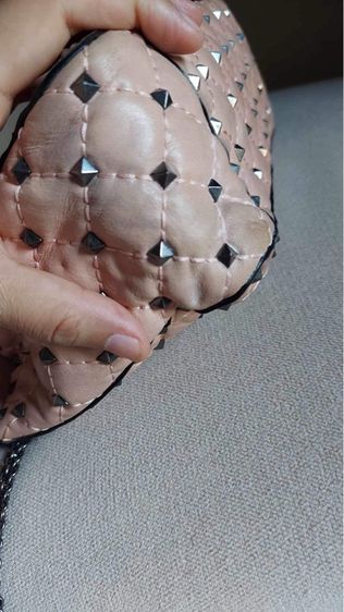 กระเป๋า Valentino Garavani ของแท้ รูปที่ 15