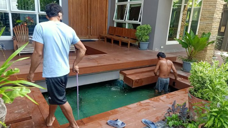 รับซ่อมบ่อรั่ว,บ่อร้าว,แก้ระบบกรอง,ทำน้ำพุ,ทำบ่อปลาคาร์ฟ,ทำน้ำตก,เดินระบบกรองและล้างบ่อปลาคาร์ฟ รูปที่ 2