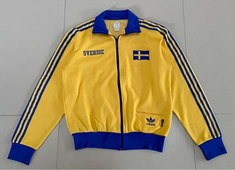 เสื้อแจ็กเก็ตแขนยาว adidas ลายทีมชาติสวีเดน