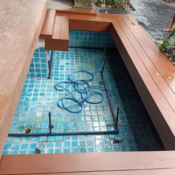 รับแก้ระบบกรองในบ่อปลาคาร์ฟ,ซ่อมบ่อปลาคาร์ฟรั่ว,บ่อร้าว,รับทำบ่อปลาคาร์ฟ,ทำน้ำพุ,น้ำล้น รูปที่ 9