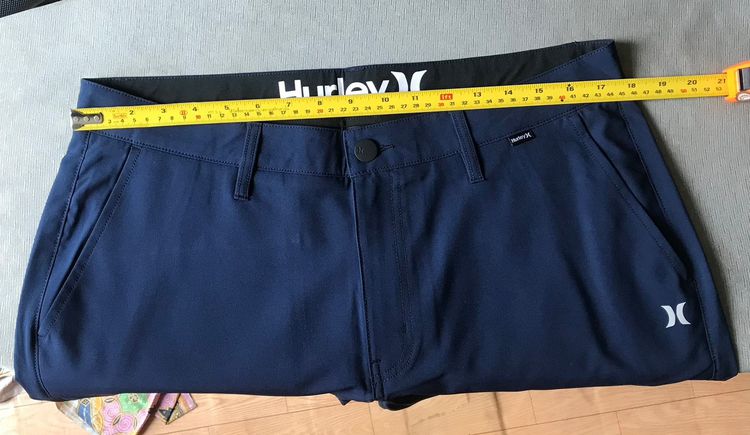 Hurley กางเกงขาสั้นผ้าร่ม ของแท้ ของใหม่ สีน้ำเงิน เอว 34”  รูปที่ 14