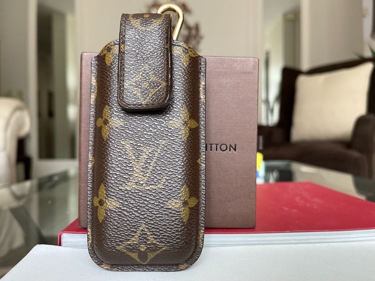 Louis Vuitton แท้ กระเป๋า Accessory pocket วัสดุ Monogram Canvas สภาพ like new ครับ++++