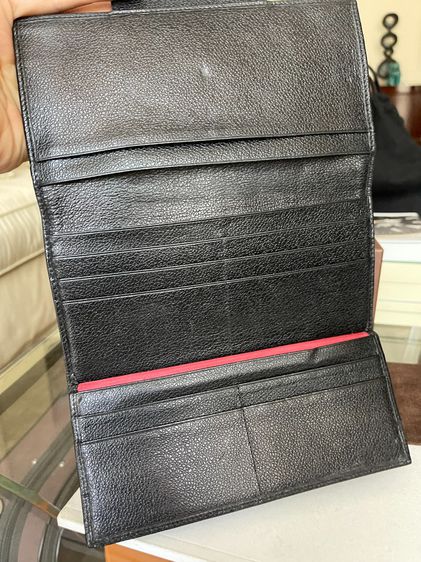ฺBvlgari แท้ กระเป๋าสตางค์ B.zero1ใบยาวแบบ 3 พับ ผ้า canvas สีดำ สภาพดีครับ+++ รูปที่ 4