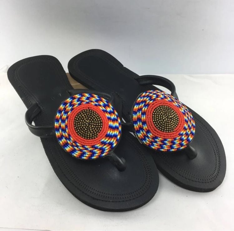 อื่นๆ รองเท้าแตะแบบลำลอง หนังแท้ UK 7.5 | EU 41 1/3 | US 9 ดำ รองเท้าแตะหนังปักลูกปัดเคนย่า (Maasai sandals, African sandals)