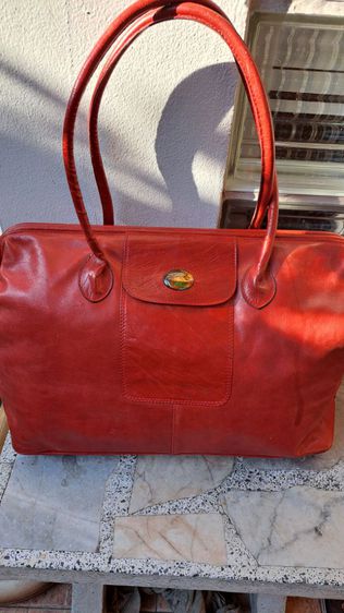 กระเป๋าสะพายหนังแท้ ของนางแบบ สีแดงใบใหญ่ รูปที่ 3