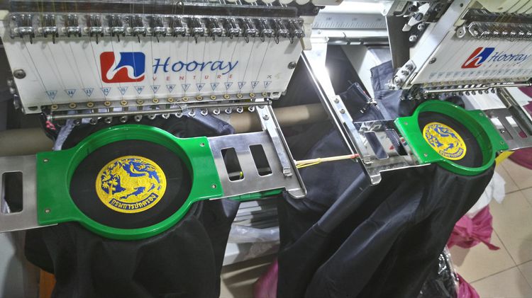 รับปักเสื้อ ปักชื่อ ปักโลโก้ ปักผ้าขนหนู ปักหมวก รูปที่ 3