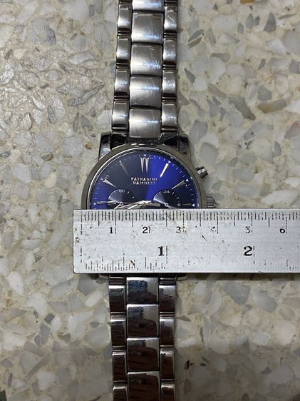 นาฬิกายี่ห้อ KATHARINE HAMNETT  ควอทซ์ โครโนกราฟ ของแท้มือสอง สายยาว 19.5 เซนติเมตร  1500฿ รูปที่ 9