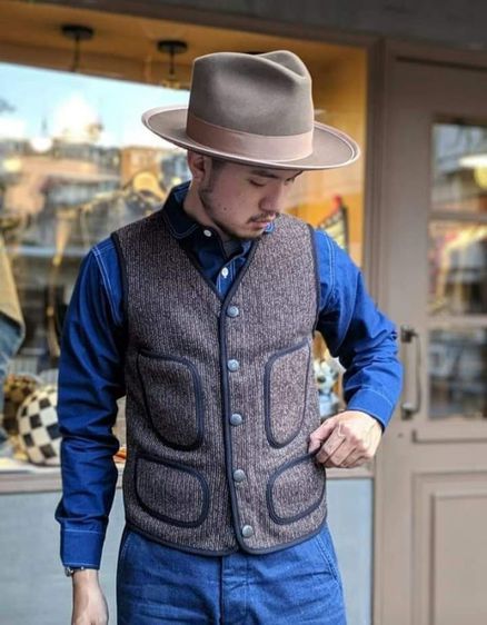 Beams
salt and papper wool Beach vest cloth 20s style
🔴🔴🔴 รูปที่ 11