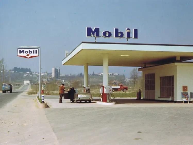 1950. ป้ายอีนาเมล mobil รูปที่ 13